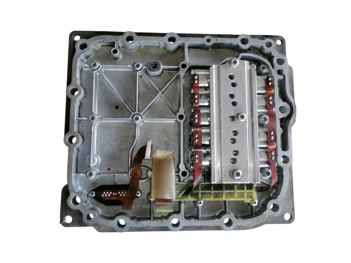 Volvo Gear control 4213674206 - Cambio e ricambi per Camion: foto 1 Volvo Gear control 4213674206 - Cambio e ricambi per Camion: foto 1