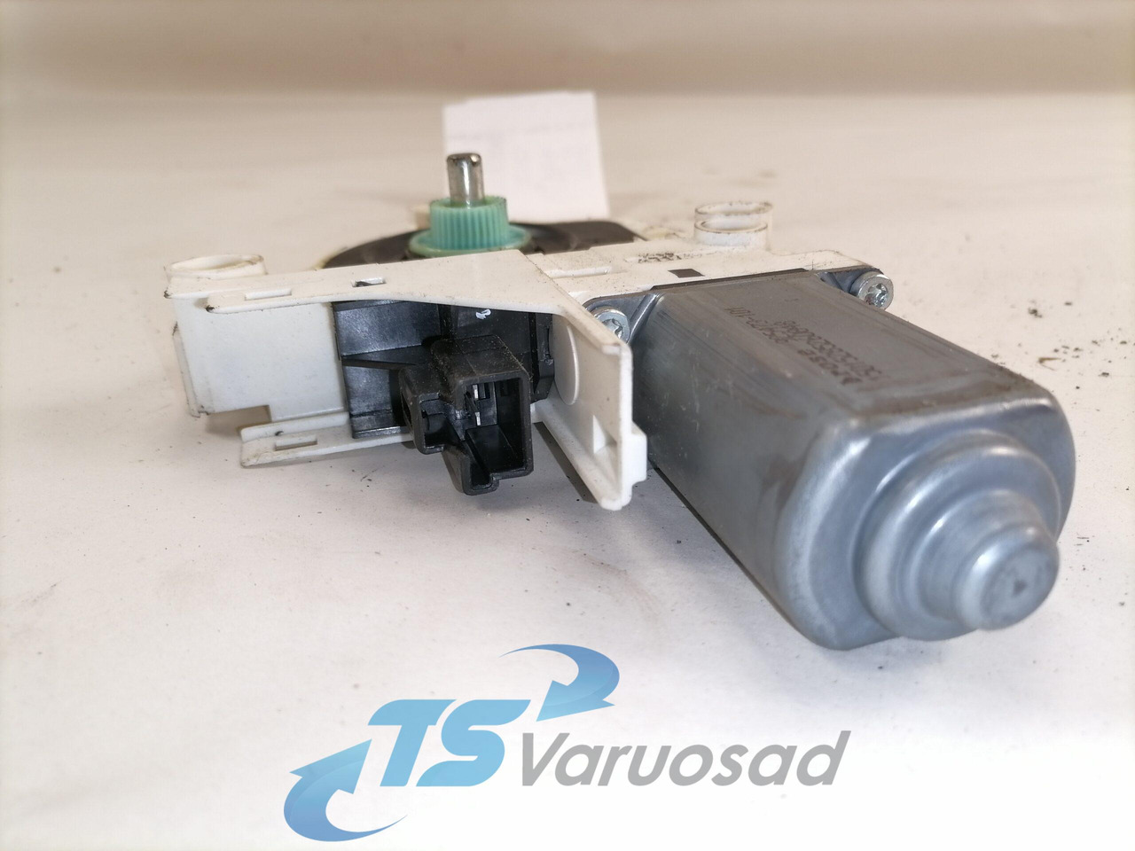 Volvo Glass lift 82907373 - Finestra e ricambi per Camion: foto 2 Volvo Glass lift 82907373 - Finestra e ricambi per Camion: foto 2