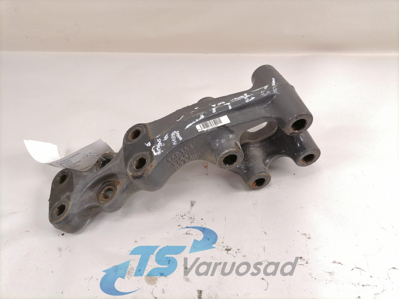 Volvo Kabiini kandur, tagumine 21196590 - Sospensione della cabina per Camion: foto 2 Volvo Kabiini kandur, tagumine 21196590 - Sospensione della cabina per Camion: foto 2