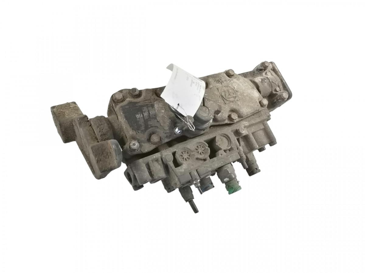 Volvo Käiguvahetuse mehhanism 20994696 - Cambio e ricambi per Camion: foto 1 Volvo Käiguvahetuse mehhanism 20994696 - Cambio e ricambi per Camion: foto 1