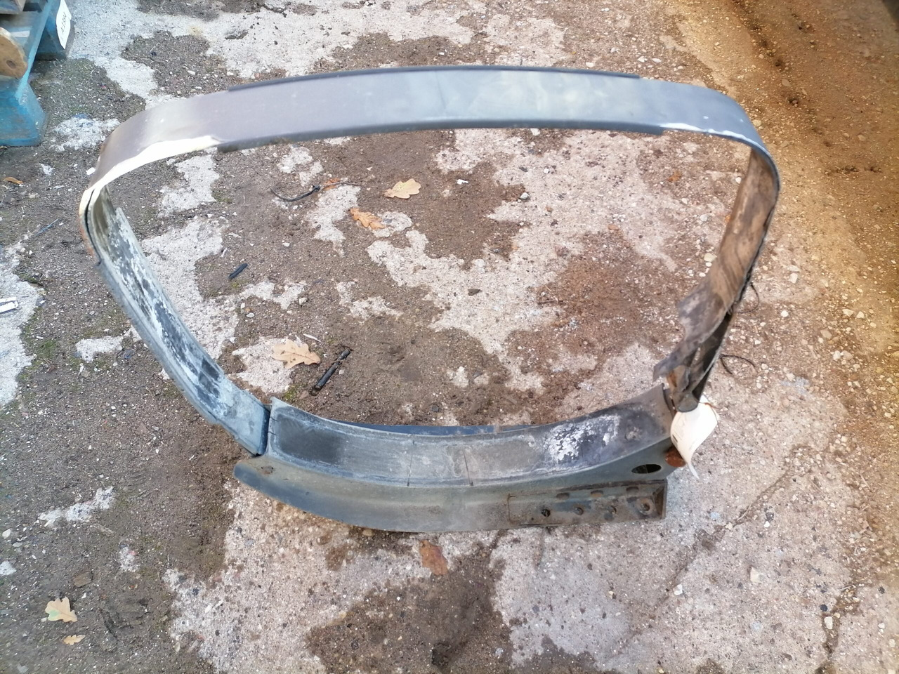 Volvo Kütusepaagi kandur, Volvo 20721537 - Serbatoio carburante per Camion: foto 5 Volvo Kütusepaagi kandur, Volvo 20721537 - Serbatoio carburante per Camion: foto 5