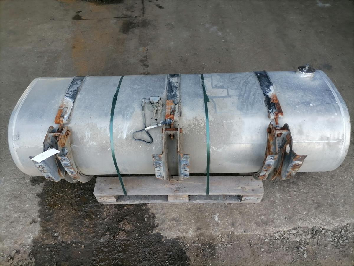 Volvo Kütusepaak 625L 20504495 - Serbatoio carburante per Camion: foto 3 Volvo Kütusepaak 625L 20504495 - Serbatoio carburante per Camion: foto 3