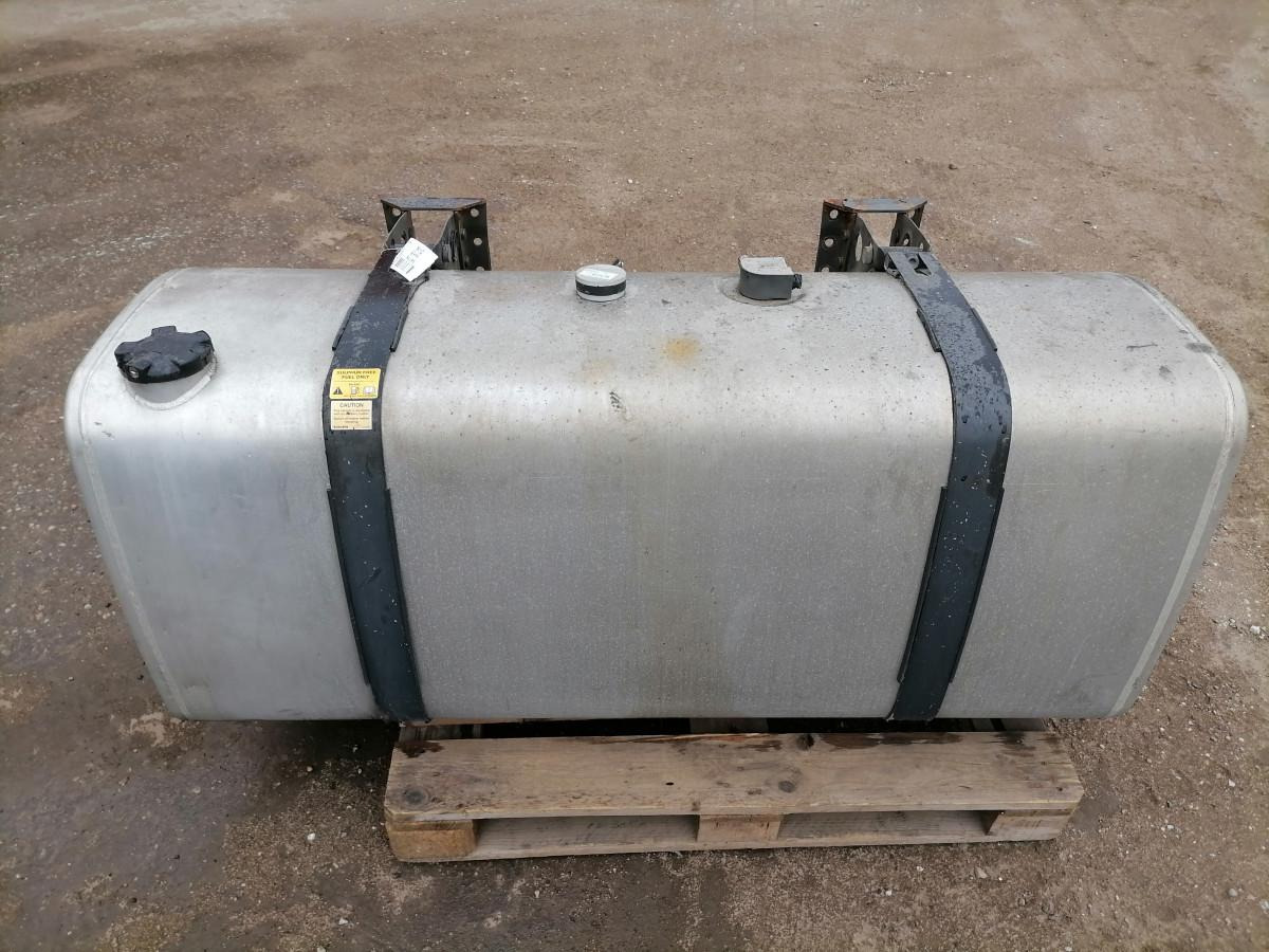 Volvo Kütusepaak 650L 21516455 - Serbatoio carburante per Camion: foto 3 Volvo Kütusepaak 650L 21516455 - Serbatoio carburante per Camion: foto 3