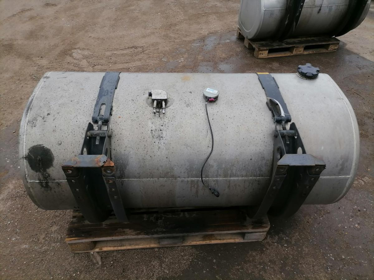 Volvo Kütusepaak 650L 21516455 - Serbatoio carburante per Camion: foto 5 Volvo Kütusepaak 650L 21516455 - Serbatoio carburante per Camion: foto 5