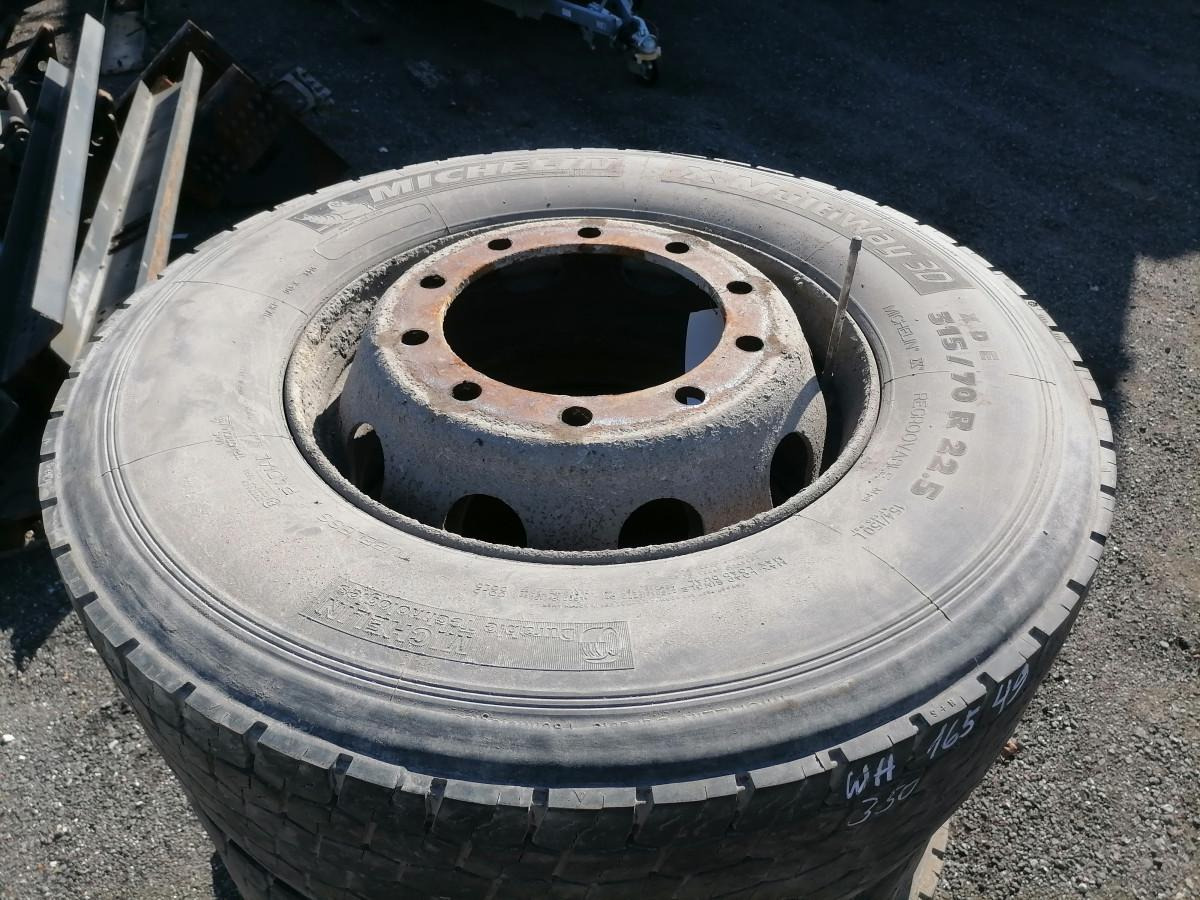 Volvo Michelin 315/70R22,5 31570R225 - Cerchi e pneumatici per Camion: foto 4 Volvo Michelin 315/70R22,5 31570R225 - Cerchi e pneumatici per Camion: foto 4