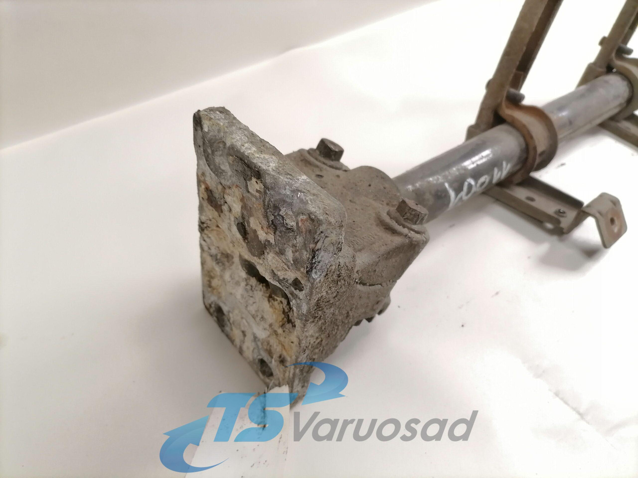 Volvo Mudguard bracket 21094413 - Ricambio universale per Camion: foto 2 Volvo Mudguard bracket 21094413 - Ricambio universale per Camion: foto 2