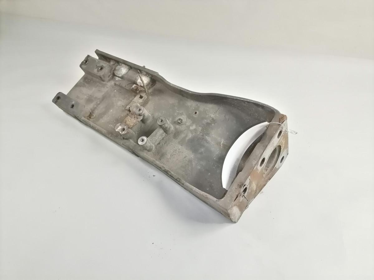Volvo Muffler carrier 21701755 - Marmitta per Camion: foto 3 Volvo Muffler carrier 21701755 - Marmitta per Camion: foto 3