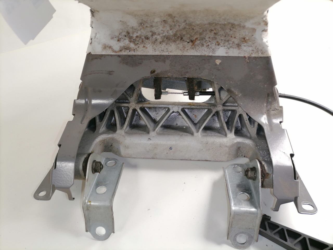 Volvo Roolisammas 82630801 - Colonna dello sterzo per Camion: foto 3 Volvo Roolisammas 82630801 - Colonna dello sterzo per Camion: foto 3