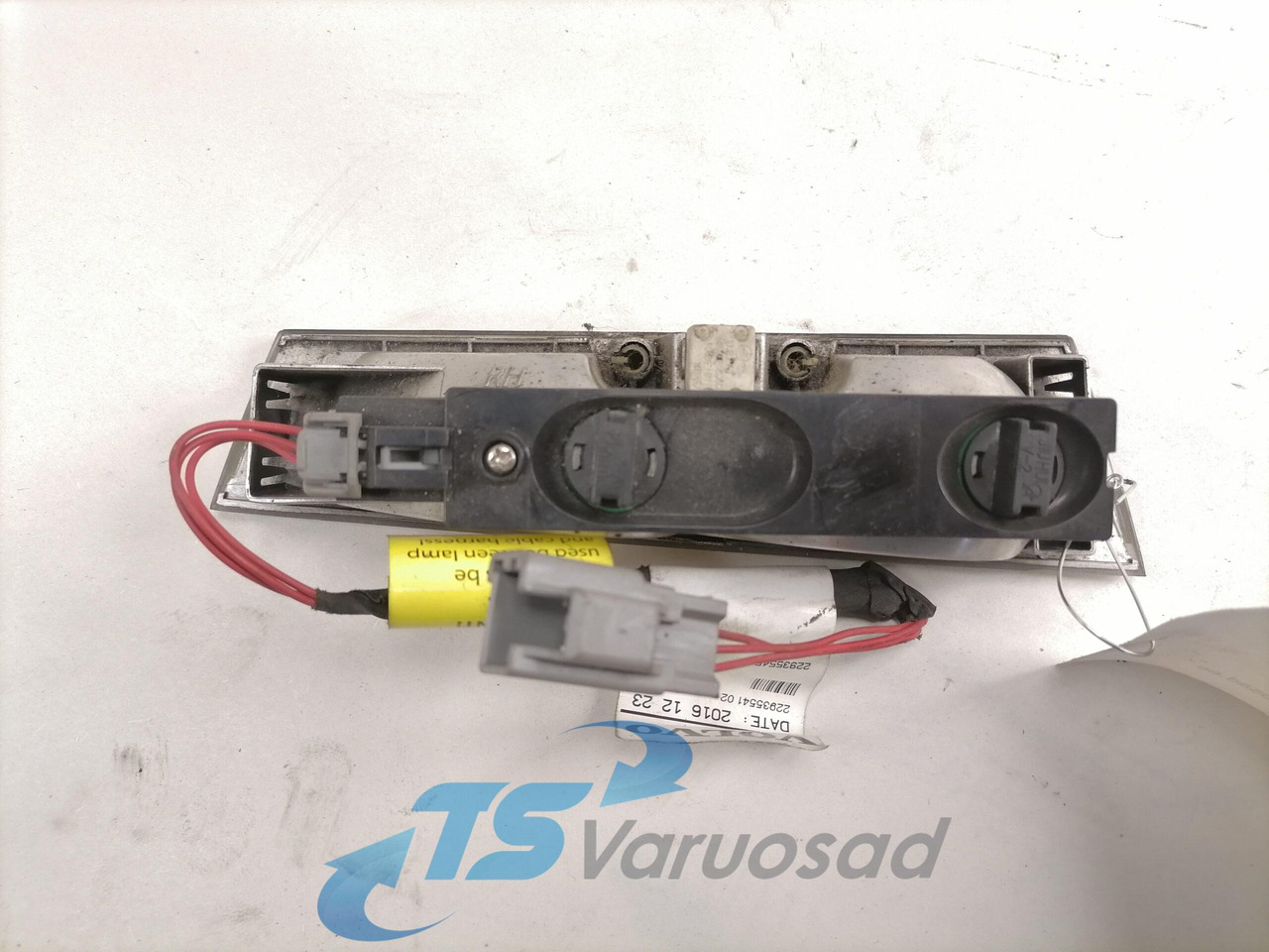 Volvo Salongi valgusti 84144238 - Ricambio universale per Camion: foto 2 Volvo Salongi valgusti 84144238 - Ricambio universale per Camion: foto 2