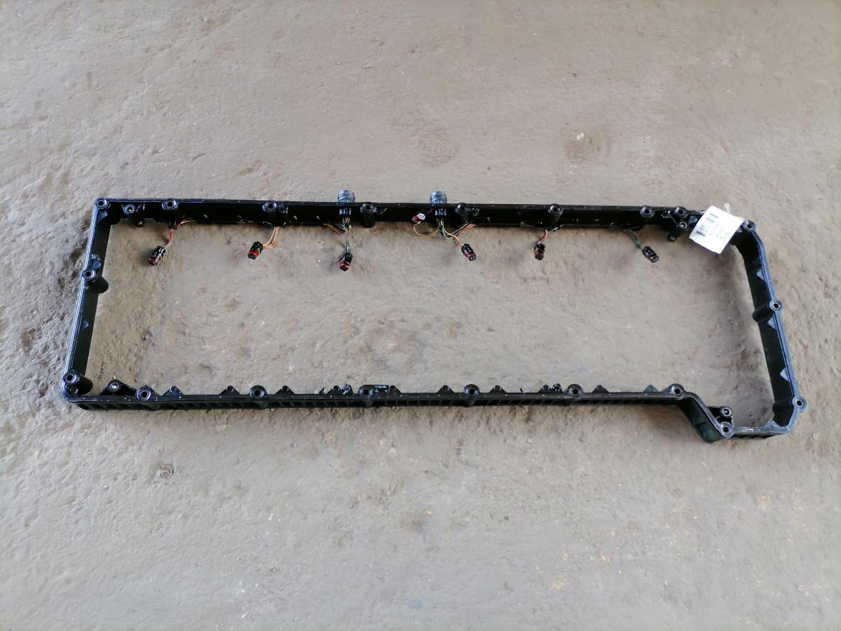 Volvo Vahekaas 22045844 - Testa cilindri per Camion: foto 2 Volvo Vahekaas 22045844 - Testa cilindri per Camion: foto 2