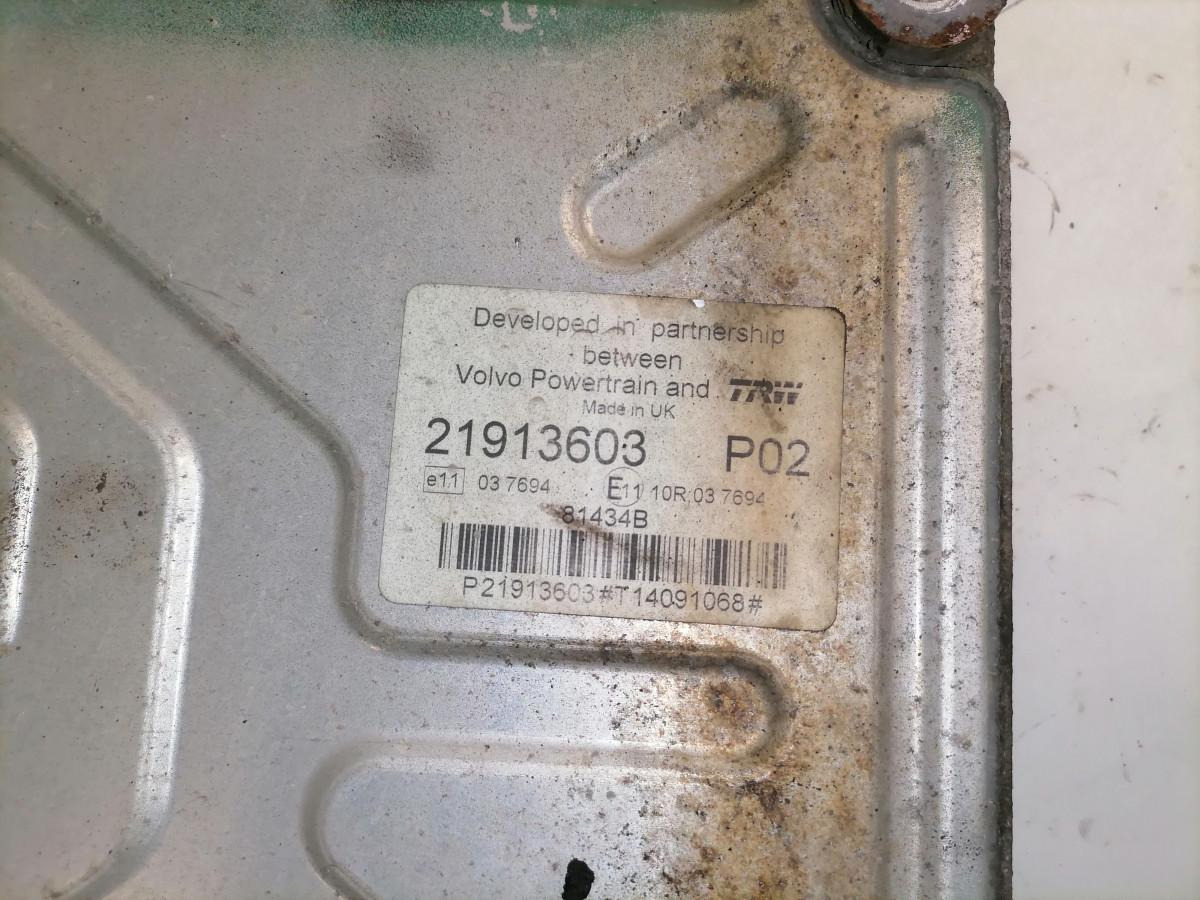 Volvo Volvo EMS juhtplokk, D8K280 21913603 - ECU per Camion: foto 4 Volvo Volvo EMS juhtplokk, D8K280 21913603 - ECU per Camion: foto 4