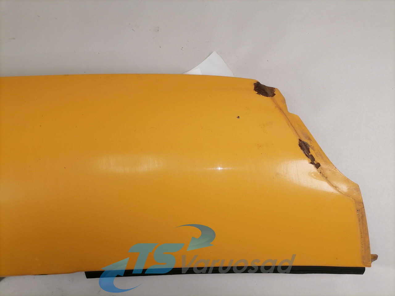 Volvo Volvo kabiini nurgapõsk, vasak 20379175 - Griglia radiatore per Camion: foto 3 Volvo Volvo kabiini nurgapõsk, vasak 20379175 - Griglia radiatore per Camion: foto 3