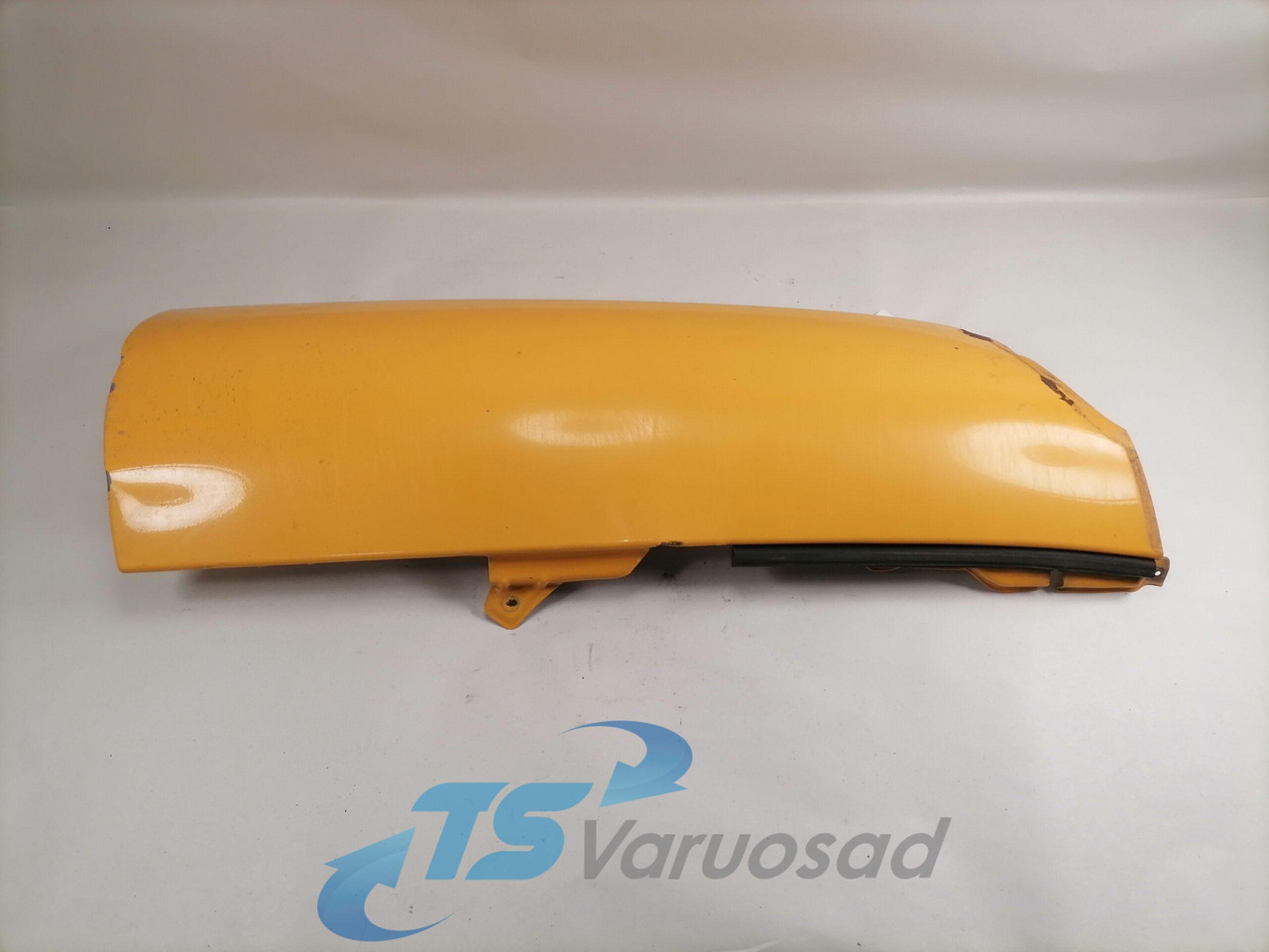 Volvo Volvo kabiini nurgapõsk, vasak 20379175 - Griglia radiatore per Camion: foto 1 Volvo Volvo kabiini nurgapõsk, vasak 20379175 - Griglia radiatore per Camion: foto 1
