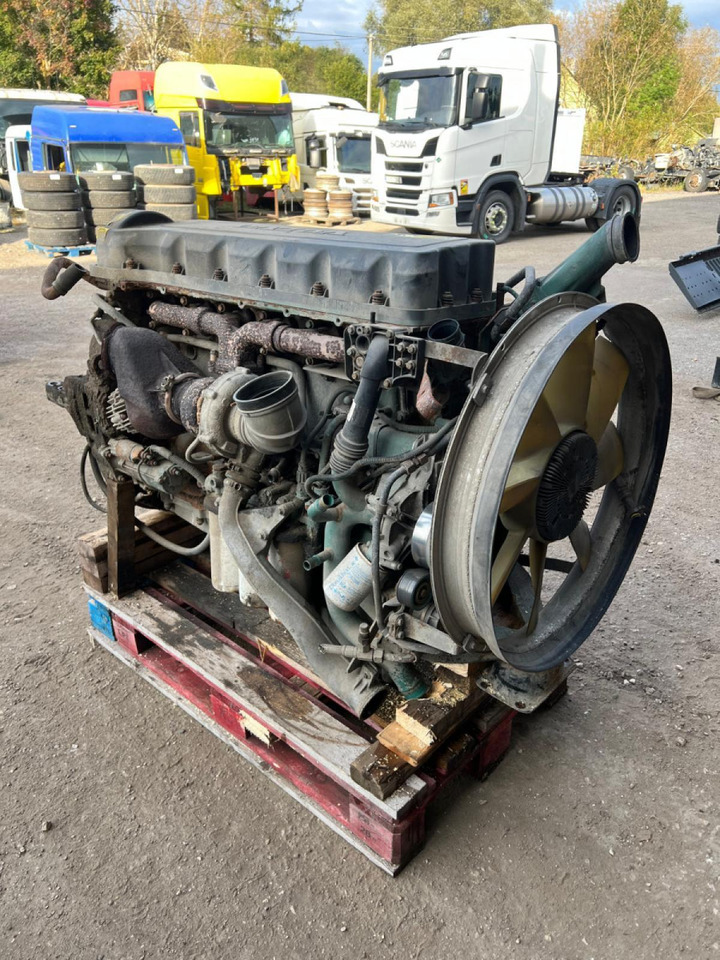 Volvo Volvo mootor D9A300 1638746 - Motore per Camion: foto 2 Volvo Volvo mootor D9A300 1638746 - Motore per Camion: foto 2