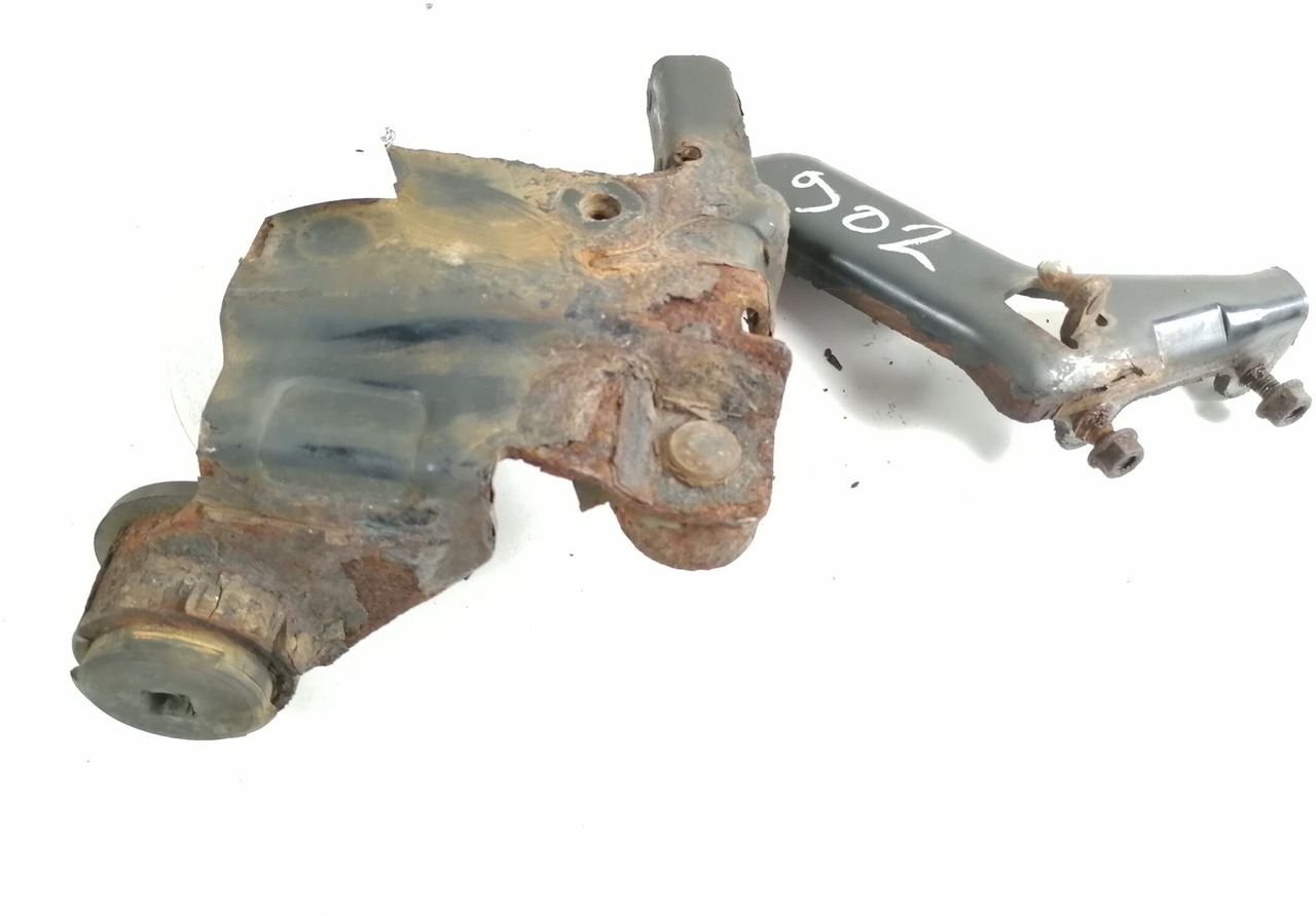 Volvo lower grille carrier hinge 20425955 - Griglia radiatore per Camion: foto 1 Volvo lower grille carrier hinge 20425955 - Griglia radiatore per Camion: foto 1