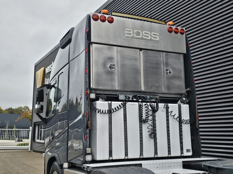 Volvo FH 540 8x4 / RETARDER / I PARK COOL / 90T - Camion: foto 4 Volvo FH 540 8x4 / RETARDER / I PARK COOL / 90T - Camion: foto 4