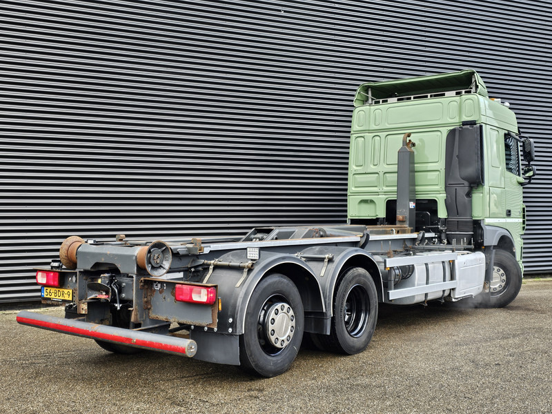 DAF XF 460 6x2 SPACECAB / HOOKLIFT / ABROLKIPPER - Autocarro scarrabile: foto 2 DAF XF 460 6x2 SPACECAB / HOOKLIFT / ABROLKIPPER - Autocarro scarrabile: foto 2