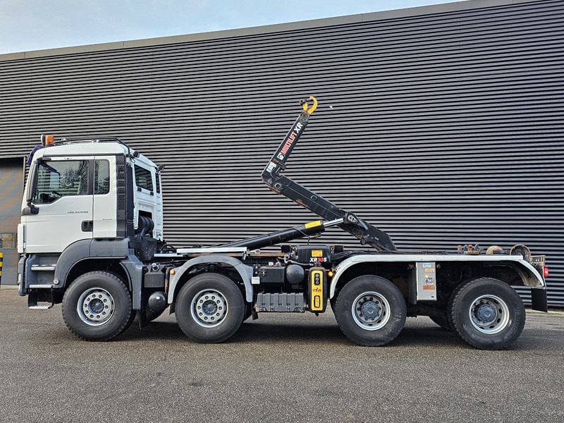 MAN TGS 41.440 / 8X4 / HIAB 30T HOOKLIFT / BH - Autocarro scarrabile: foto 2 MAN TGS 41.440 / 8X4 / HIAB 30T HOOKLIFT / BH - Autocarro scarrabile: foto 2