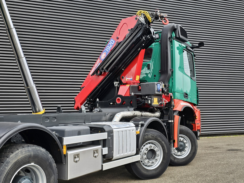 Autocarro ribaltabile, Camion con gru Mercedes-Benz AROCS 4145 / 8X6 / TIPPER + HMF CRANE: foto 19
