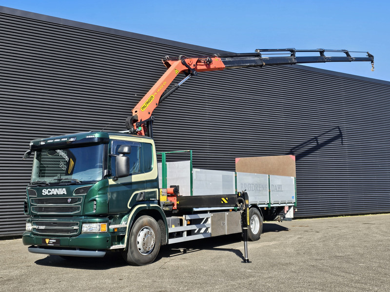 Scania P320 4x2 / PALFINGER PK14002 / CRANE/KRAN - Autocarro con pianale/ Cassone fisso, Camion con gru: foto 1 Scania P320 4x2 / PALFINGER PK14002 / CRANE/KRAN - Autocarro con pianale/ Cassone fisso, Camion con gru: foto 1
