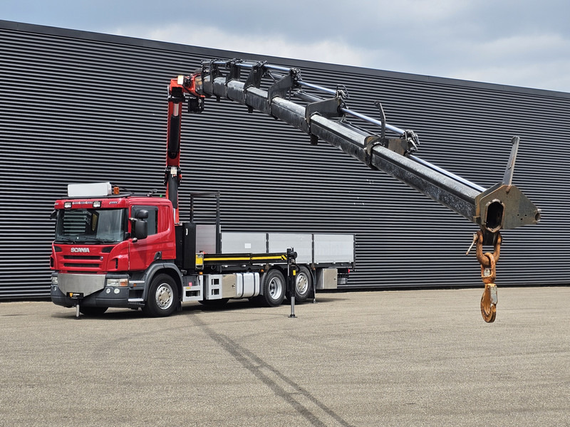 Scania P400 6X2-4 / PALFINGER 34 t/m / 8 x HYDR + WINCH - Camion con gru: foto 4 Scania P400 6X2-4 / PALFINGER 34 t/m / 8 x HYDR + WINCH - Camion con gru: foto 4