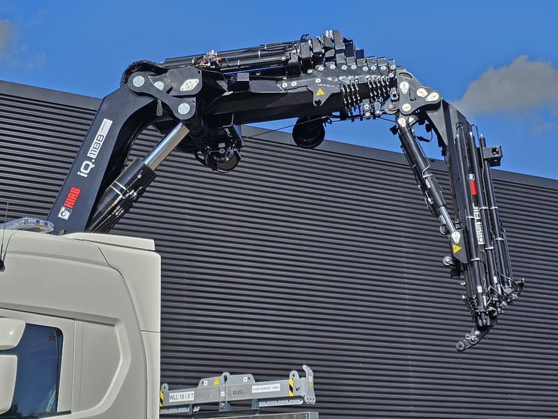 Scania R590 V8 / 8X2 / HIAB 1188 + JIB + WINCH - Autocarro con pianale/ Cassone fisso, Camion con gru: foto 5 Scania R590 V8 / 8X2 / HIAB 1188 + JIB + WINCH - Autocarro con pianale/ Cassone fisso, Camion con gru: foto 5