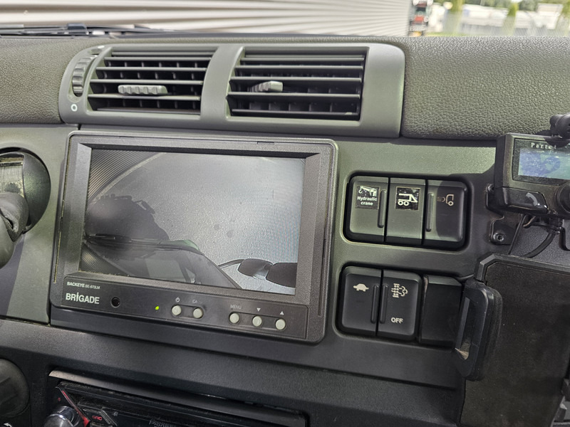 Leasing di Tatra T158/II 6X6 / HMF Z CRANE + 2 SIDE TIPPER Tatra T158/II 6X6 / HMF Z CRANE + 2 SIDE TIPPER: foto 18