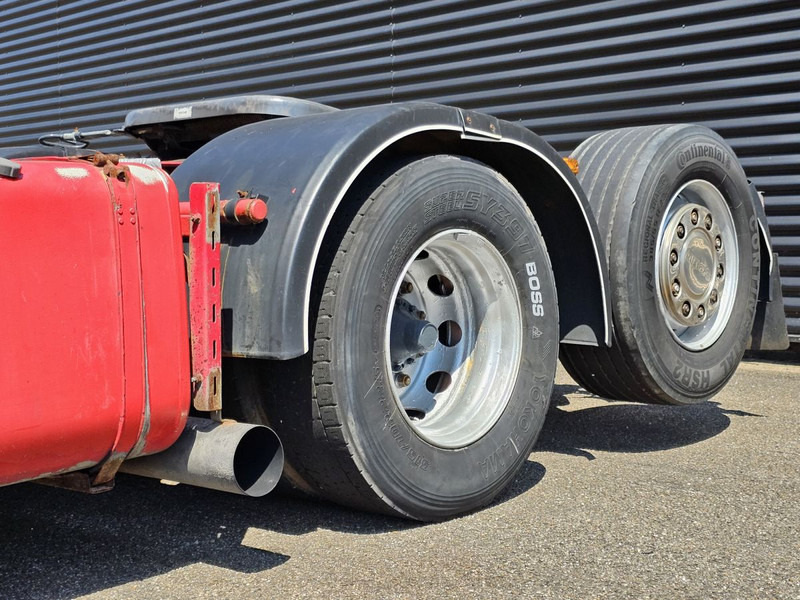 Scania R144.460 V8 6x2*4 / RETARDER / FULL AIR - Trattore stradale: foto 4 Scania R144.460 V8 6x2*4 / RETARDER / FULL AIR - Trattore stradale: foto 4