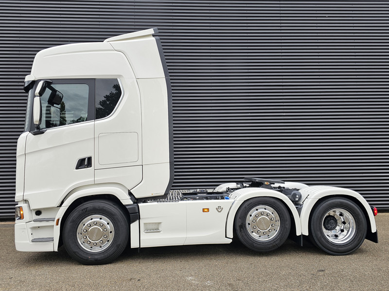 Scania S660 V8 6x2/4 / 2 x PTO / PARKING COOLER / FULL AIR - Trattore stradale: foto 3 Scania S660 V8 6x2/4 / 2 x PTO / PARKING COOLER / FULL AIR - Trattore stradale: foto 3