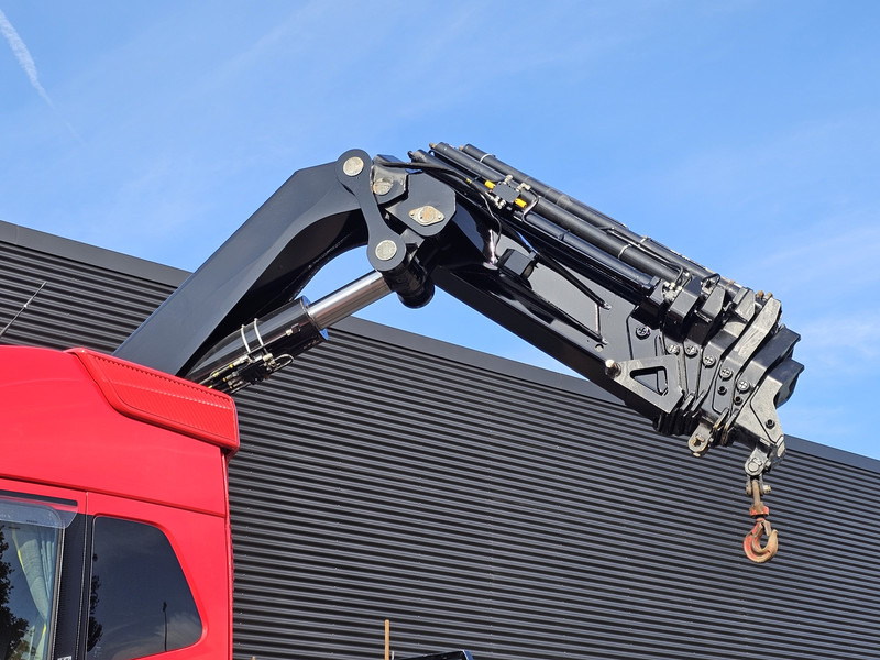 Volvo FH 16.650 8x4 / HIAB 105 t/m CRANE / KRAN - Camion con gru: foto 4 Volvo FH 16.650 8x4 / HIAB 105 t/m CRANE / KRAN - Camion con gru: foto 4