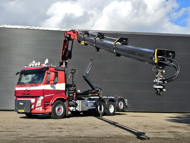 Volvo FM 420 8x2 / HIAB HOOKLIFT + 30 t/m CRANE - KRAN - Autocarro scarrabile, Camion con gru: foto 3 Volvo FM 420 8x2 / HIAB HOOKLIFT + 30 t/m CRANE - KRAN - Autocarro scarrabile, Camion con gru: foto 3