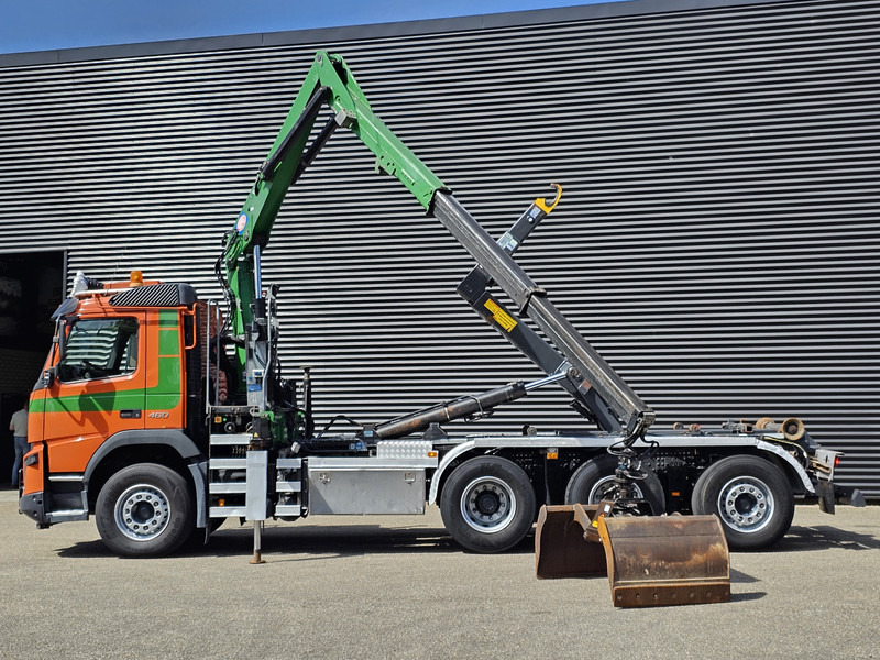 Volvo FMX 460 / 8x4-4 / HMF CRANE + HOOKLIFT / CONTAINER - Autocarro scarrabile, Camion con gru: foto 4 Volvo FMX 460 / 8x4-4 / HMF CRANE + HOOKLIFT / CONTAINER - Autocarro scarrabile, Camion con gru: foto 4