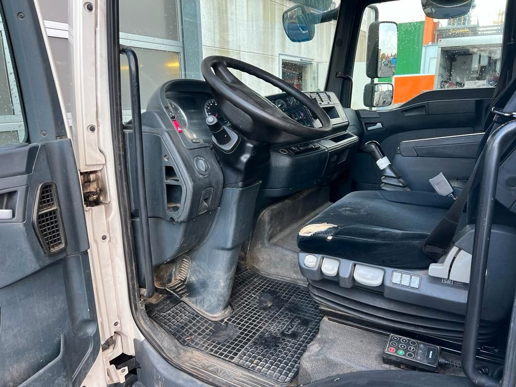 MAN 8.180 4X2 offene Pritsche MAN 8.180 4X2 offene Pritsche - Furgone con cassone fisso: foto 5 MAN 8.180 4X2 offene Pritsche MAN 8.180 4X2 offene Pritsche - Furgone con cassone fisso: foto 5