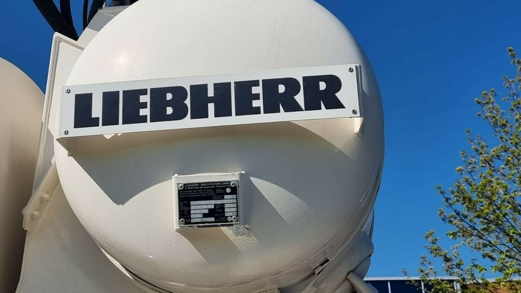 Müller-Mitteltal 2 Achs Betonmischauflieger Liebherr Müller-Mitteltal 2 Achs Betonmischauflieger Liebherr - Semirimorchio betoniera: foto 4 Müller-Mitteltal 2 Achs Betonmischauflieger Liebherr Müller-Mitteltal 2 Achs Betonmischauflieger Liebherr - Semirimorchio betoniera: foto 4