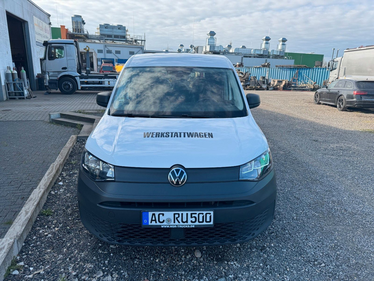 Autovettura nuovo Volkswagen Caddy Cargo Basis 2,0 TDI Klima Radio touch: foto 10