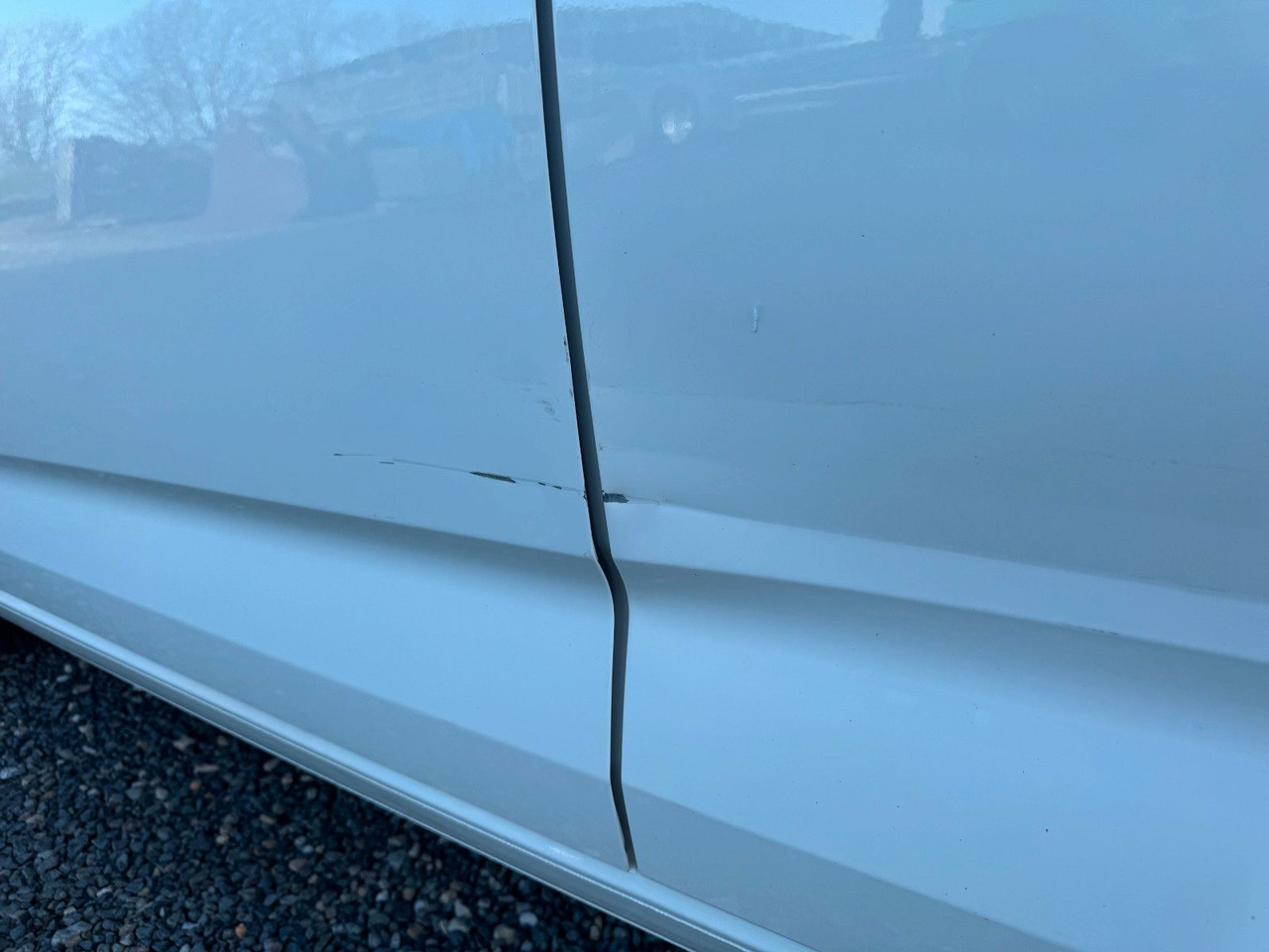 Autovettura nuovo Volkswagen Caddy Cargo Basis 2,0 TDI Klima Radio touch: foto 8