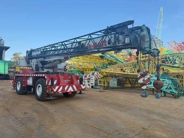 Link-Belt RTC 8030-2 - Gru fuoristrada: foto 4 Link-Belt RTC 8030-2 - Gru fuoristrada: foto 4