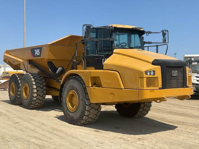 CAT 745 - Dumper articolato: foto 4 CAT 745 - Dumper articolato: foto 4
