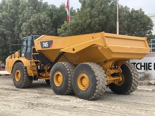 CAT 745 - Dumper articolato: foto 2 CAT 745 - Dumper articolato: foto 2