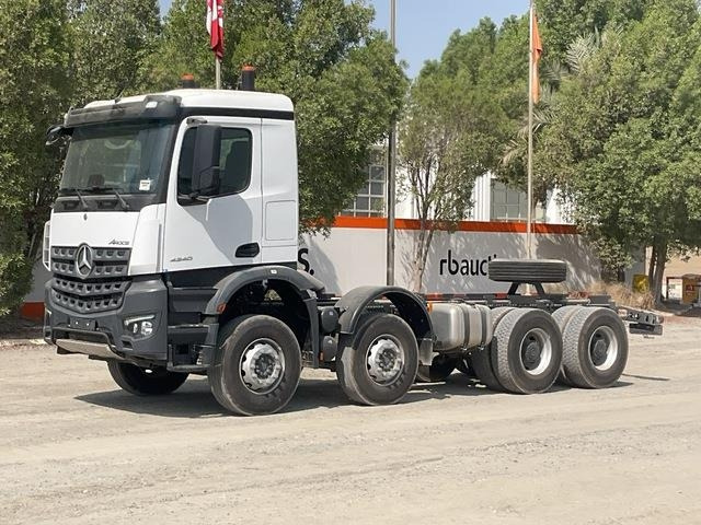 Mercedes-Benz Arocs 4240 - Autocarro telaio: foto 1 Mercedes-Benz Arocs 4240 - Autocarro telaio: foto 1