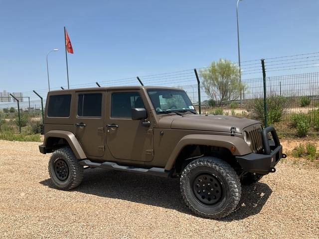 Jeep Wrangler JK Command - Autovettura: foto 4 Jeep Wrangler JK Command - Autovettura: foto 4