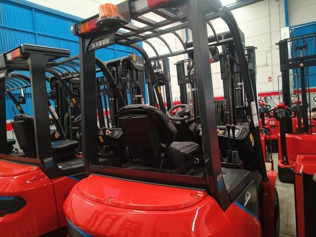 Linde E20 PBHP-01 - Carrello elevatore elettrico: foto 3 Linde E20 PBHP-01 - Carrello elevatore elettrico: foto 3
