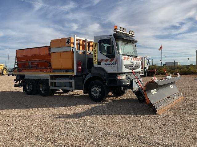 Renault Kerax 430DXI - Mezzo spazzaneve: foto 4 Renault Kerax 430DXI - Mezzo spazzaneve: foto 4