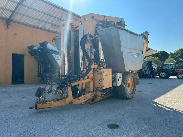 Gregoire G56I - Vendemmiatrice: foto 1 Gregoire G56I - Vendemmiatrice: foto 1