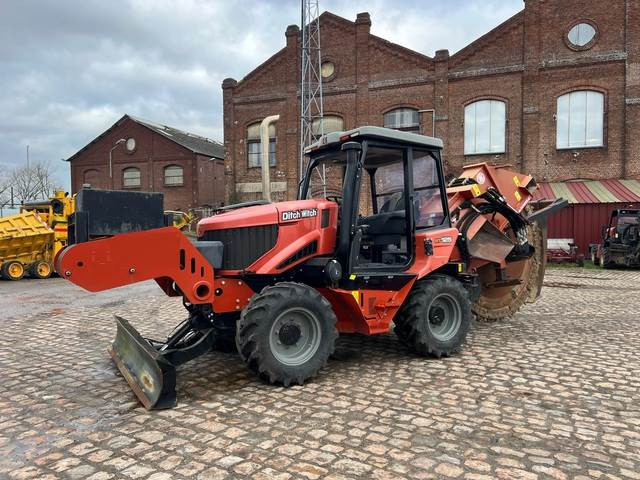 Ditch Witch RT125 - Scavafossi: foto 1 Ditch Witch RT125 - Scavafossi: foto 1