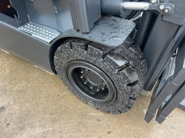 Carrello elevatore elettrico Doosan B35X-7 PLUS: foto 21 Carrello elevatore elettrico Doosan B35X-7 PLUS: foto 21