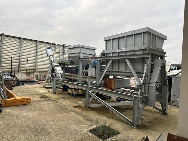 Sofraden MPS250-02 - Attrezzatura per calcestruzzo: foto 4 Sofraden MPS250-02 - Attrezzatura per calcestruzzo: foto 4