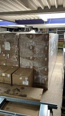 Quantity of (150) StarCharge Saturn AC EV Chargers - Attrezzo/ Attrezzature: foto 2 Quantity of (150) StarCharge Saturn AC EV Chargers - Attrezzo/ Attrezzature: foto 2