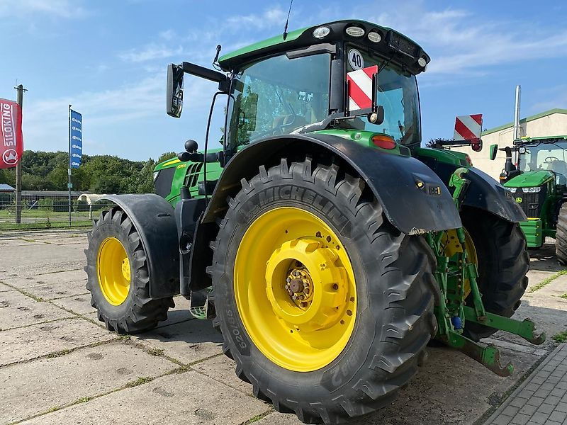 John Deere 6215R AutoPowr 50km/h - Trattore: foto 5 John Deere 6215R AutoPowr 50km/h - Trattore: foto 5