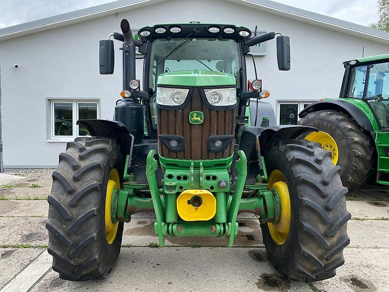 John Deere 6215R AutoPowr Frontzapfwelle - Trattore: foto 3 John Deere 6215R AutoPowr Frontzapfwelle - Trattore: foto 3